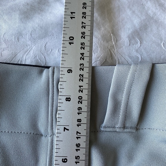 Boys Under Armour Youth Performance Gray Golf Athletic Pants Size YMD - Picture 11 of 16